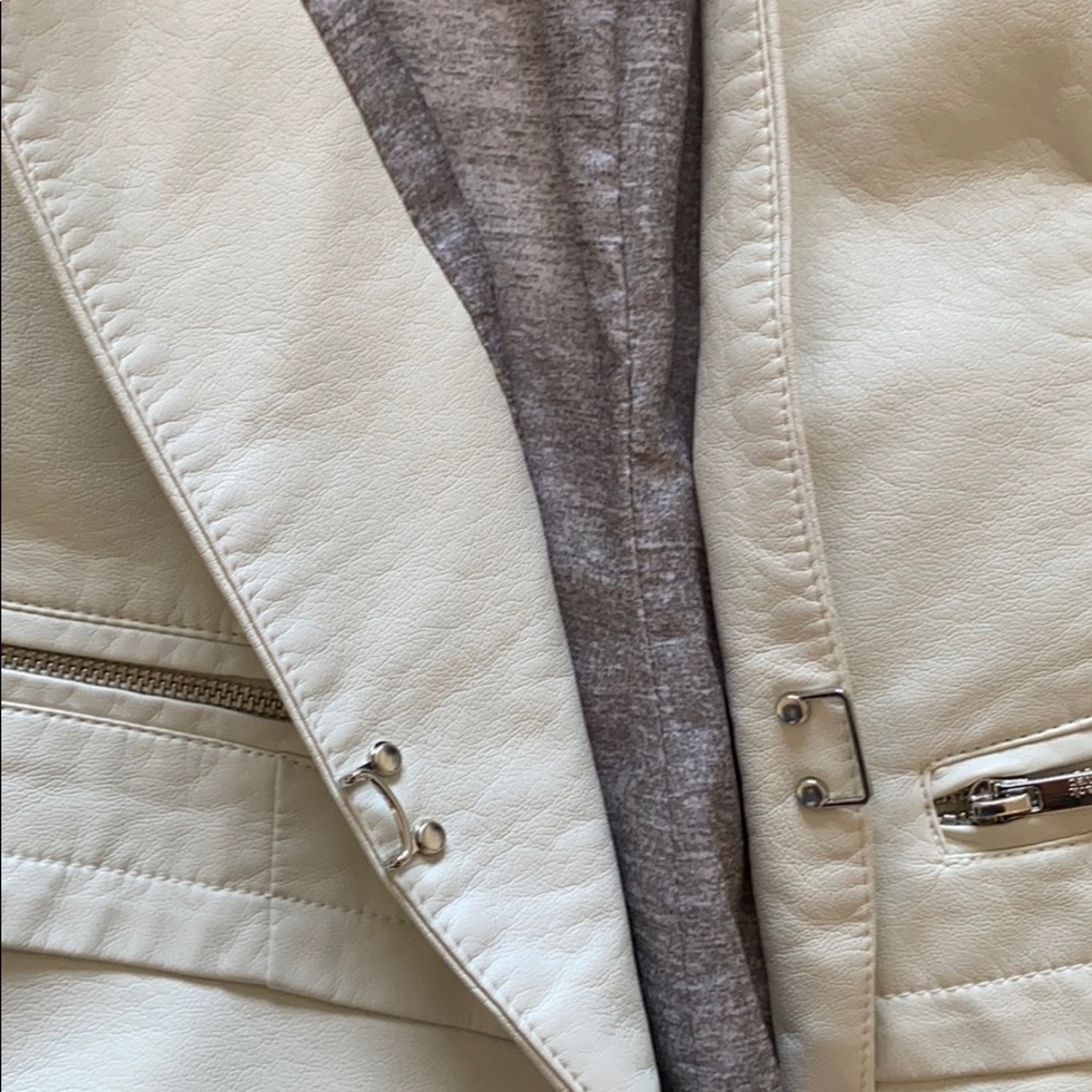 Shell Jacket - Picture 4 of 5